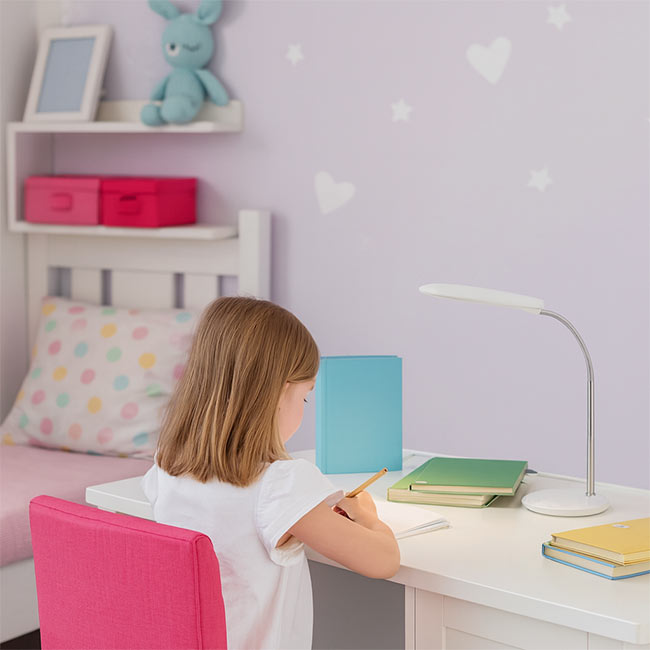 Baz φωτιστικό γραφείου λευκό με σπιράλ